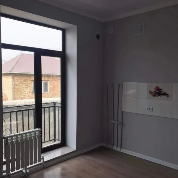 Продаю 1-к квартиру (40 м²) в Бишкеке