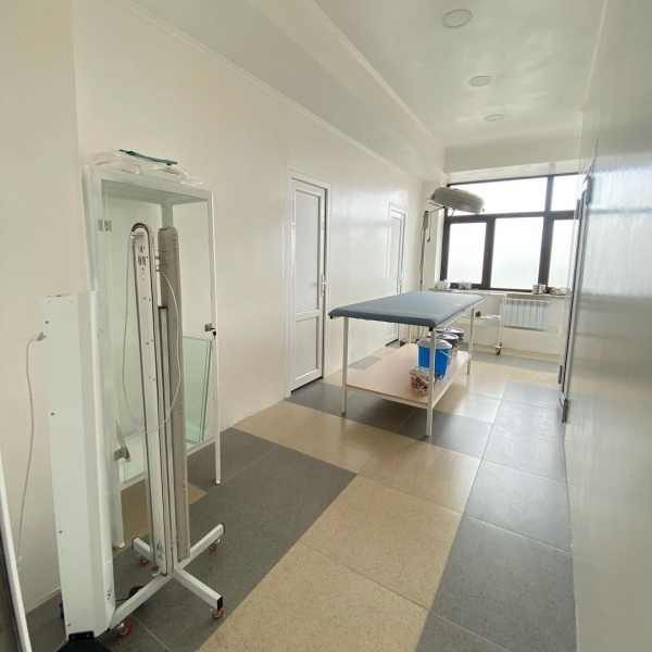 Продаю 3-к квартиру (135 м²) в Бишкеке