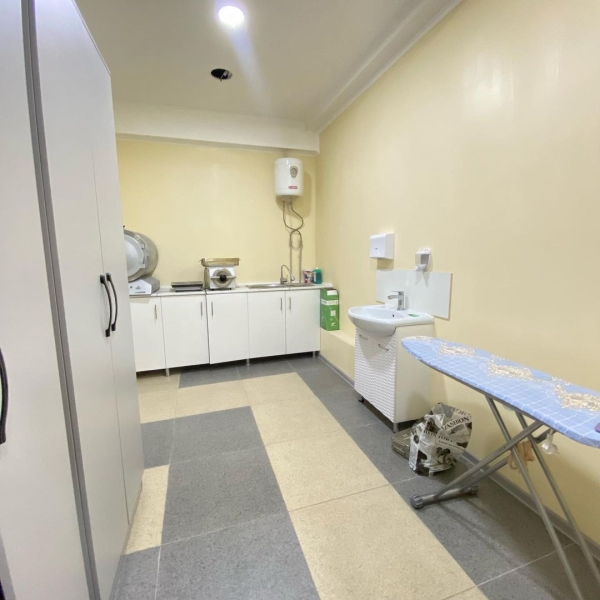 Продаю 3-к квартиру (135 м²) в Бишкеке