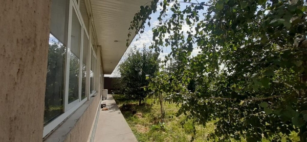 Продаю 8-к дом (250 м²) в Джалал-Абаде