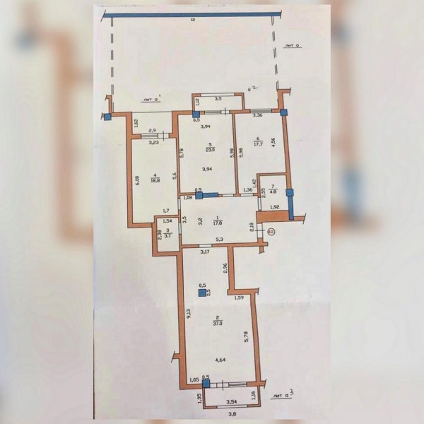 Продаю 3-к квартиру (226 м²) в Бишкеке