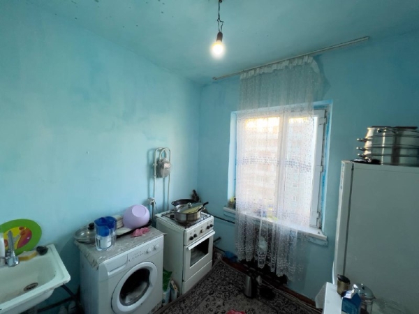 Продаю 2-к квартиру (48 м²) в Бишкеке