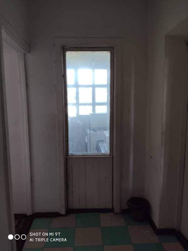 Продаю 3-к квартиру (300 м²) в Бишкеке