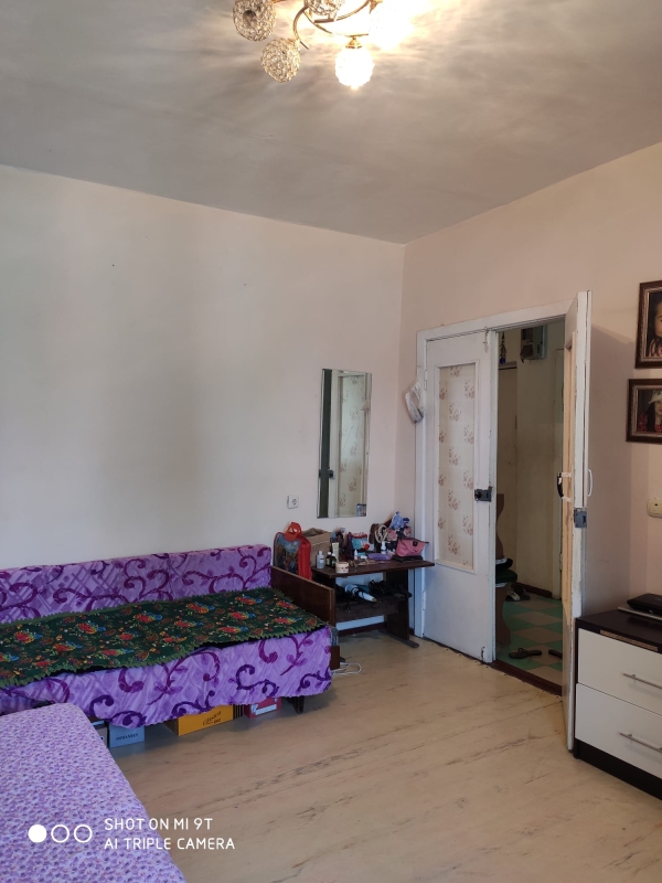 Продаю 3-к квартиру (300 м²) в Бишкеке