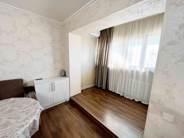 Продаю 4-к квартиру (84 м²) в Бишкеке