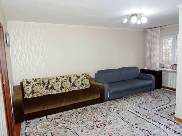 Продаю 2-к квартиру (41 м²) в Бишкеке