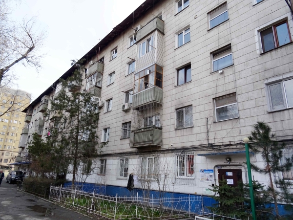 Продаю 2-к квартиру (46 м²) в Бишкеке