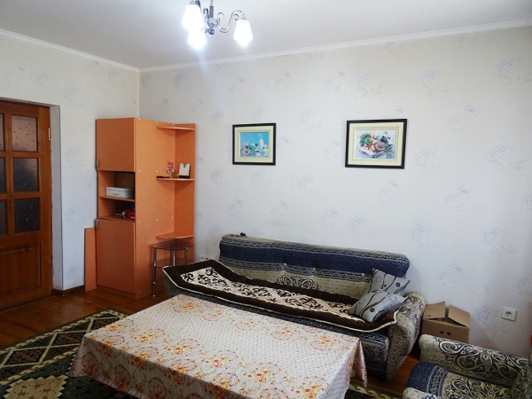 Продаю 4-к квартиру (83 м²) в Бишкеке