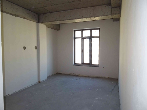 Продаю 3-к квартиру (105 м²) в Бишкеке