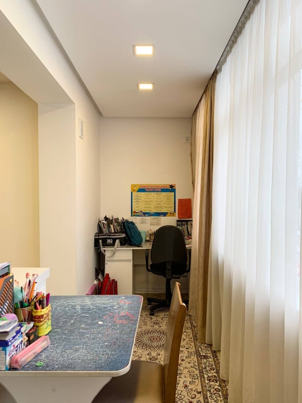 Продаю 3-к квартиру (140 м²) в Бишкеке