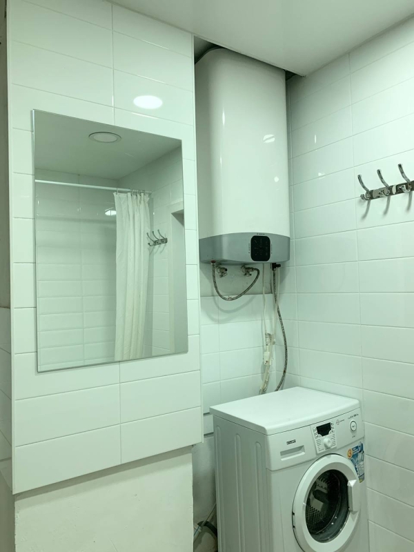 Продаю 3-к квартиру (140 м²) в Бишкеке