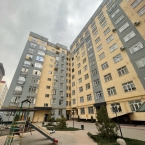 Продаю 2-к квартиру (77 м²) в Бишкеке