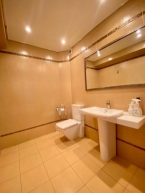 Продаю 6-к квартиру (200 м²) в Бишкеке