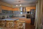 Продаю 6-к квартиру (200 м²) в Бишкеке