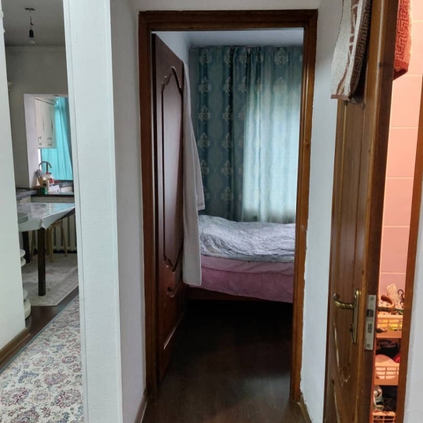 Продаю 2-к квартиру (58 м²) в Бишкеке
