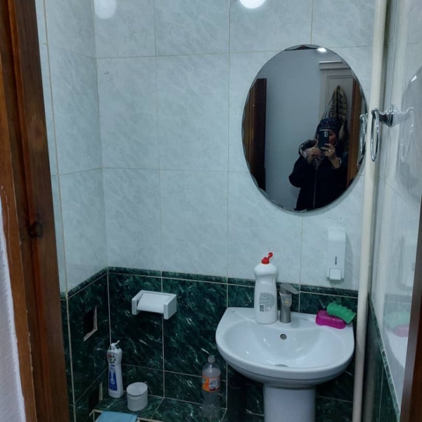 Продаю 2-к квартиру (58 м²) в Бишкеке