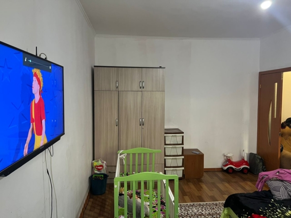 Продаю 1-к квартиру (35 м²) в Бишкеке