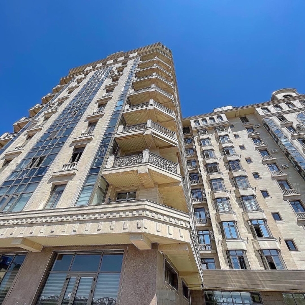 Продаю 6-к квартиру (303 м²) в Бишкеке