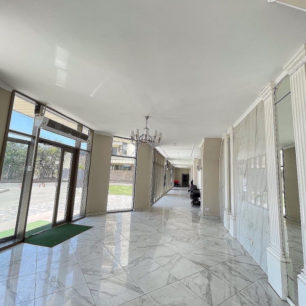 Продаю 6-к квартиру (303 м²) в Бишкеке