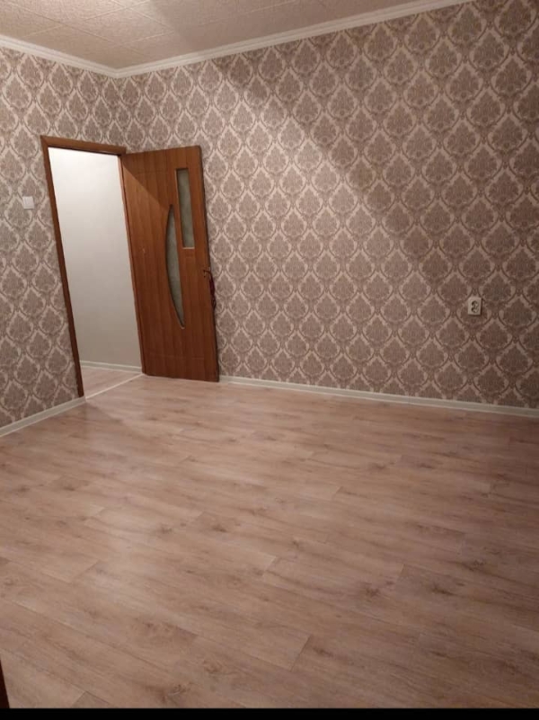 Продаю 2-к квартиру (36 м²) в Бишкеке