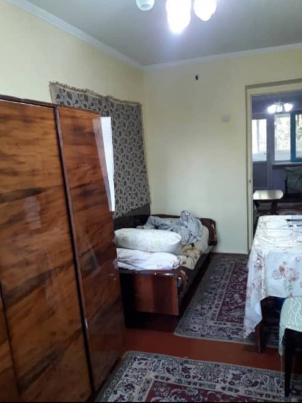 Продаю 2-к квартиру (40 м²) в Бишкеке