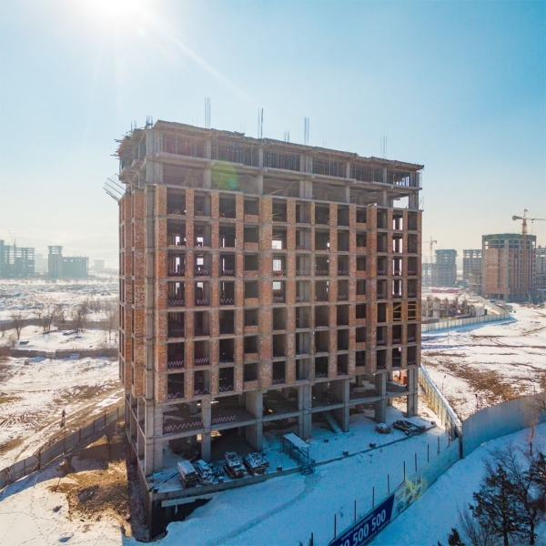 Продаю 4-к квартиру (172 м²) в Бишкеке