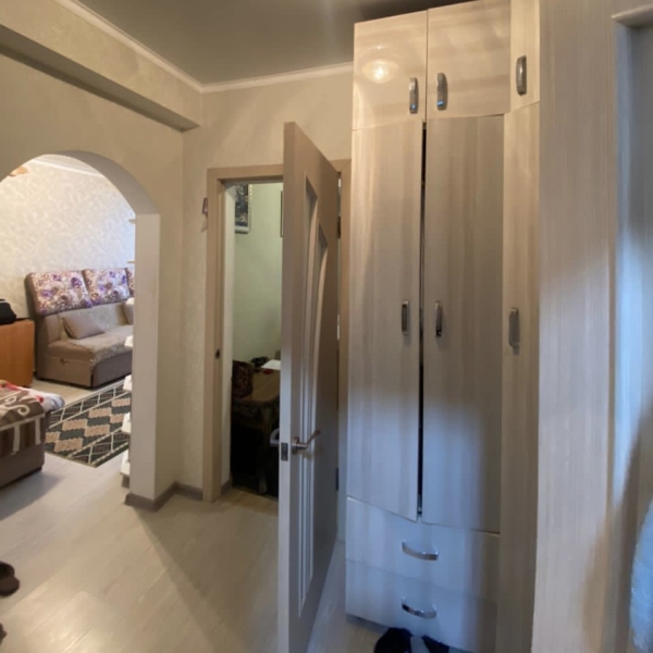 Продаю 1-к квартиру (34 м²) в Бишкеке