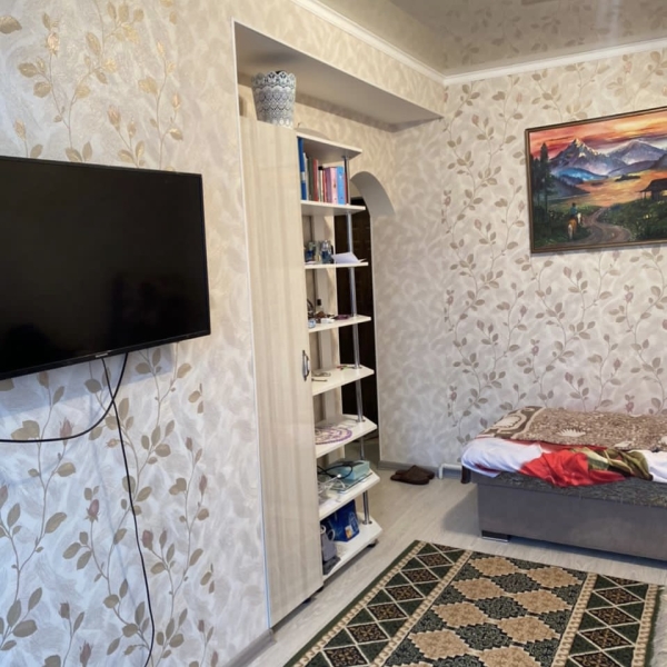 Продаю 1-к квартиру (34 м²) в Бишкеке