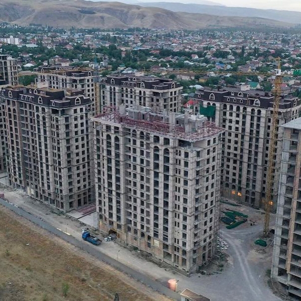Продаю 1-к квартиру (54 м²) в Бишкеке