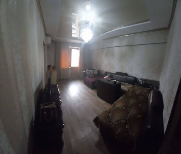 Продаю 2-к квартиру (48 м²) в Бишкеке