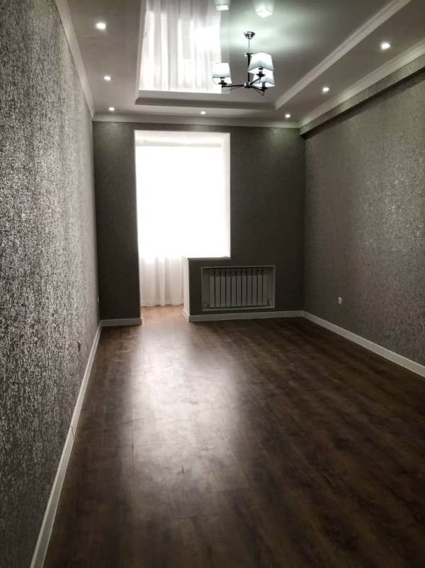 Продаю 2-к квартиру (64 м²) в Бишкеке