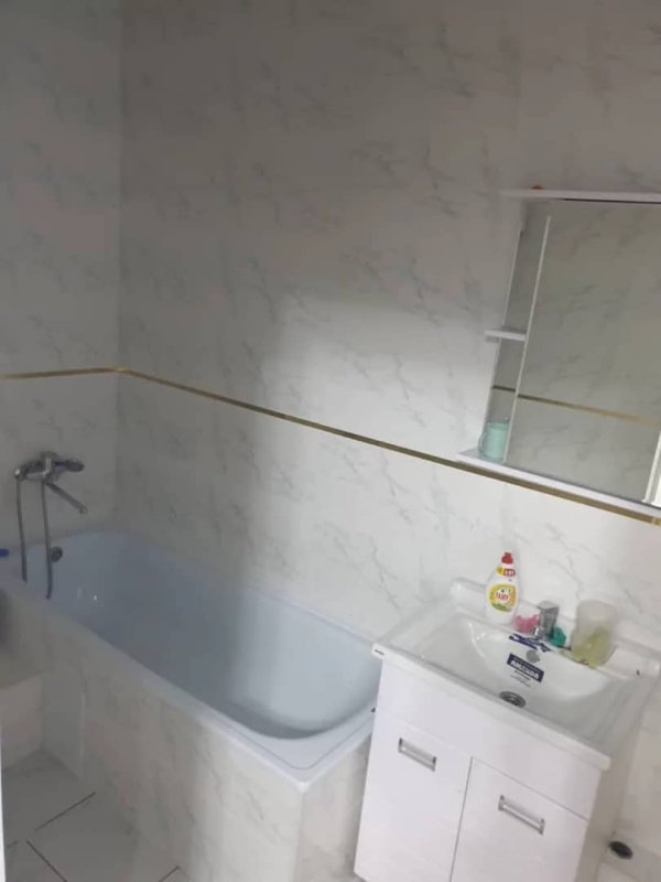 Продаю 2-к квартиру (64 м²) в Бишкеке