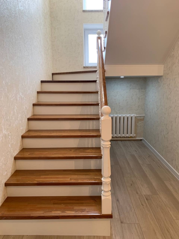 Сдаю 6-к дом (190 м²) в Бишкеке