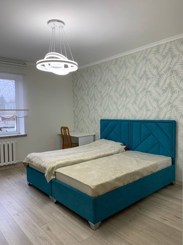 Сдаю 6-к дом (190 м²) в Бишкеке
