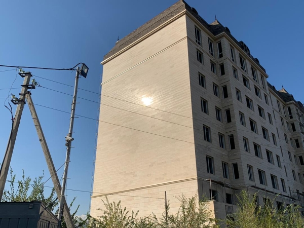 Продаю 3-к квартиру (107 м²) в Бишкеке