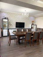 Продаю 3-к квартиру (116 м²) в Бишкеке