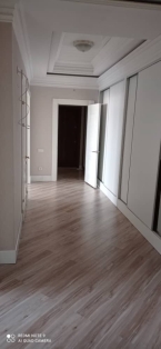 Продаю 4-к квартиру (170 м²) в Бишкеке