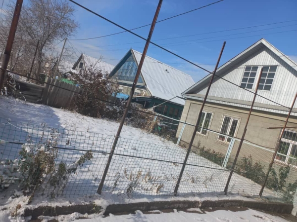 Продаю 4-к дом (140 м²) в Бишкеке