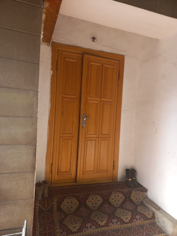 Продаю 4-к дом (140 м²) в Бишкеке