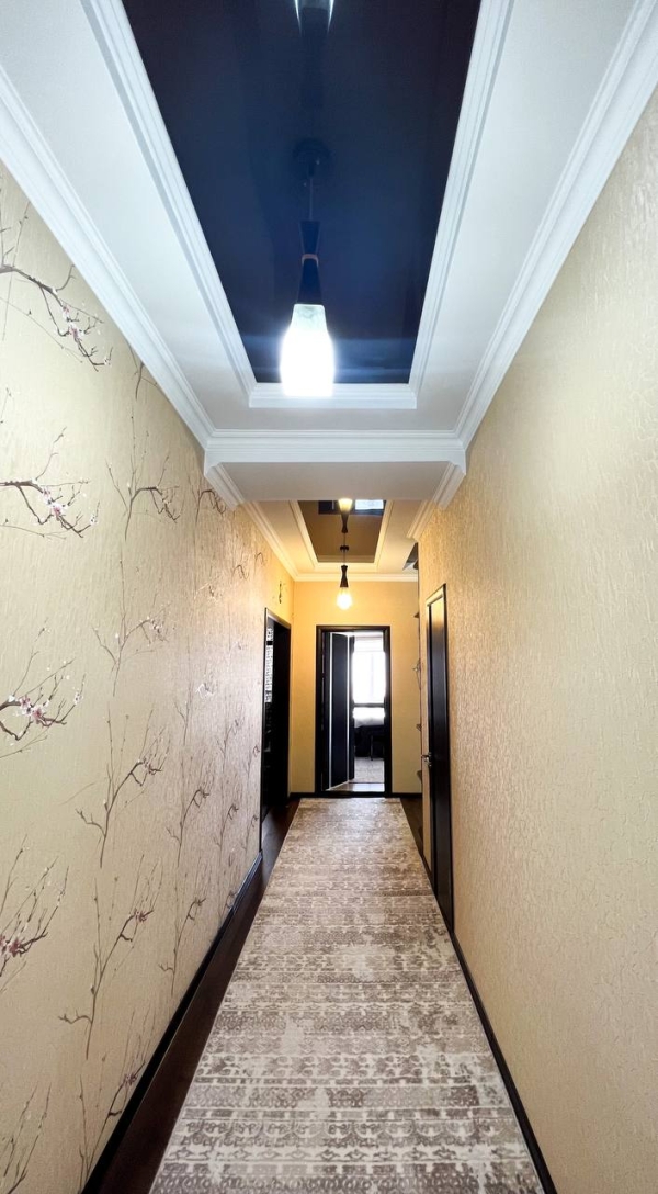 Продаю 4-к квартиру (145 м²) в Бишкеке