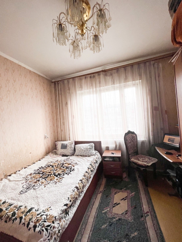 Продаю 3-к квартиру (71 м²) в Бишкеке