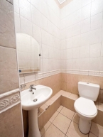 Продаю 5-к дом (260 м²) в Бишкеке