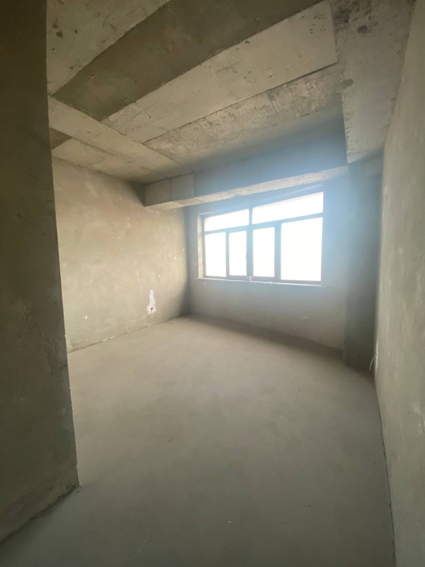 Продаю 5-к квартиру (230 м²) в Бишкеке