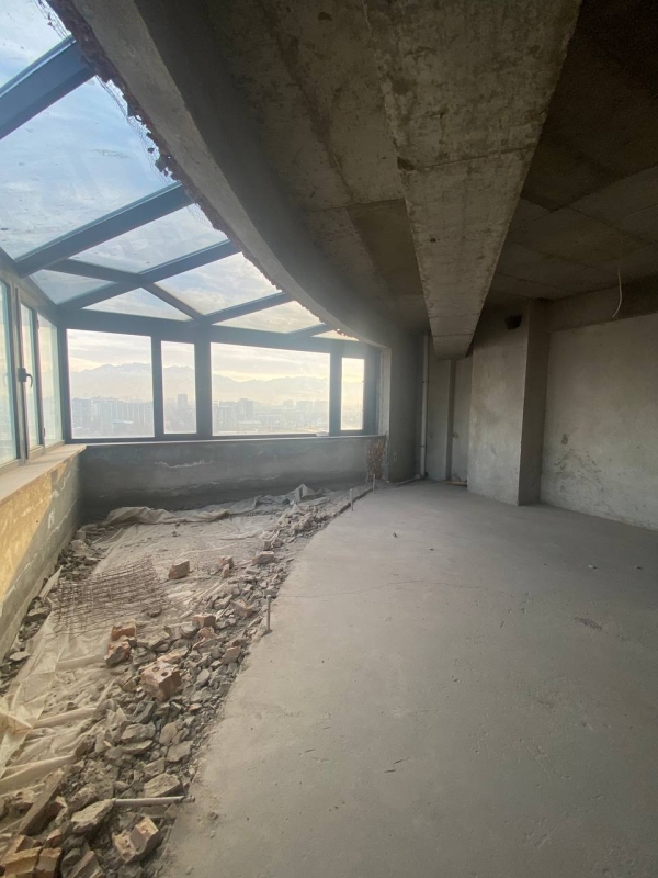 Продаю 5-к квартиру (230 м²) в Бишкеке
