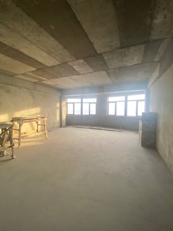 Продаю 5-к квартиру (230 м²) в Бишкеке