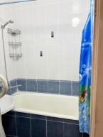 Продаю 2-к квартиру (52 м²) в Бишкеке
