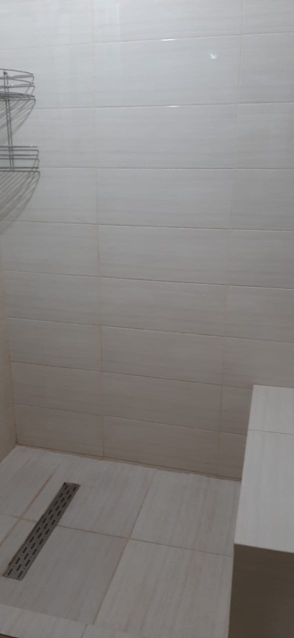 Продаю 4-к квартиру (134 м²) в Бишкеке