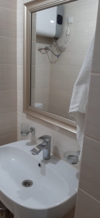 Продаю 4-к квартиру (134 м²) в Бишкеке