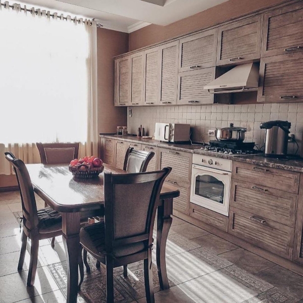 Продаю 3-к квартиру (125 м²) в Бишкеке