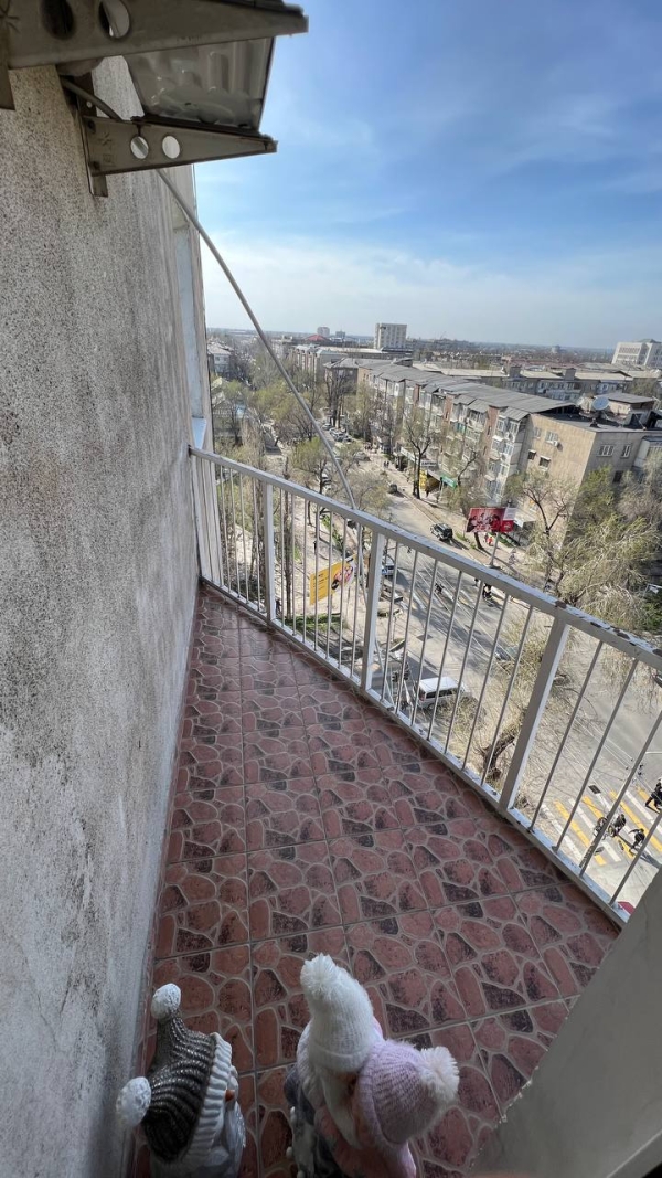 Продаю 4-к квартиру (208 м²) в Бишкеке